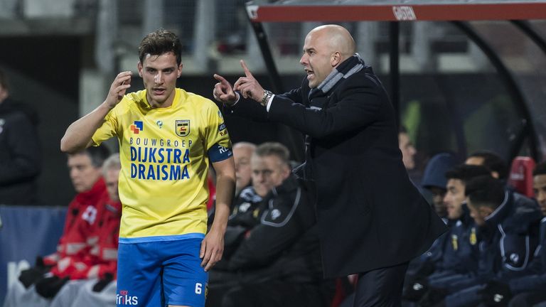 Arne Slot of SC Cambuur Leeuwarden give instructions to Erik Bakker of SC Cambuur Leeuwardenduring the Dutch Cup semi final match between AZ Alkmaar and sc Cambuur Leeuwarden at AFAS stadium on March 02, 2017 in Alkmaar