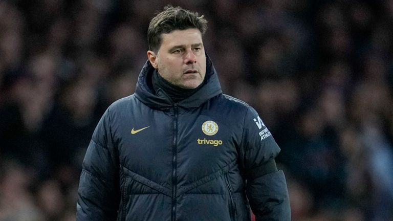 Chelsea&#39;s head coach Mauricio Pochettino reacts during the English Premier League soccer match between Arsenal and Chelsea at Emirates Stadium in London, Tuesday, April 23, 2024. (AP Photo/Kin Cheung)