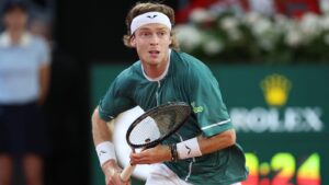 Read more about the article Madrid Open final LIVE! Rublev falls a set down to Auger-Aliassime