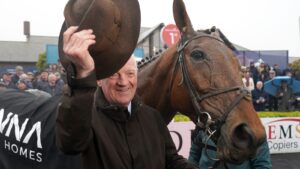 Read more about the article Ballyburn secures record-breaking win for Willie Mullins in Champion Novice Hurdle | Racing News