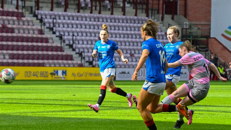 Partick Thistle&#39;s Rachel Donaldson scores to make it 1-1 