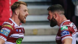 Read more about the article Wigan beat rivals St Helens after dramatic finish – as it happened