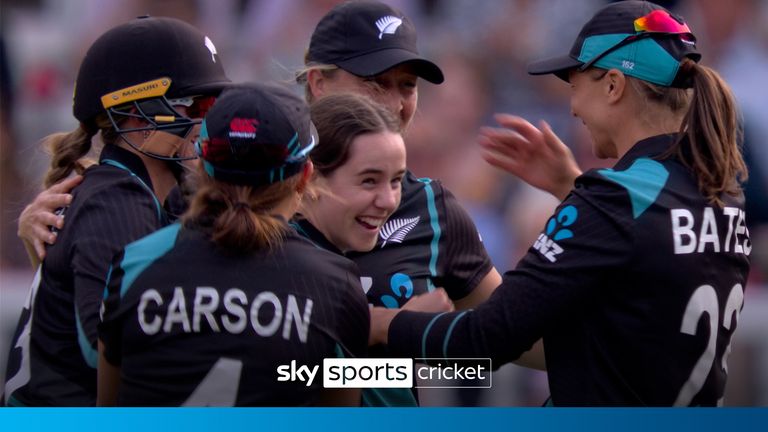 Watch Fran Jonas make an incredible catch to claim a third wicket for New Zealand.