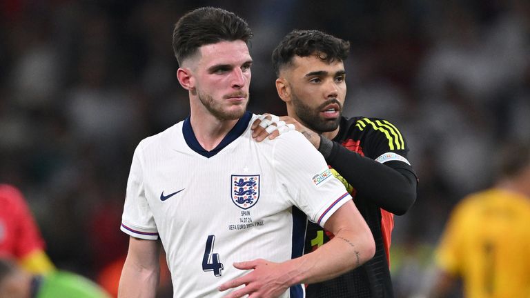 David Raya consoles Declan Rice after the Euro 2024 final