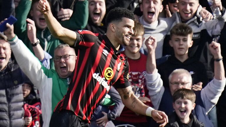 Dominic Solanke wheels away to celebrate after giving Bournemouth a 1-0 lead against Everton