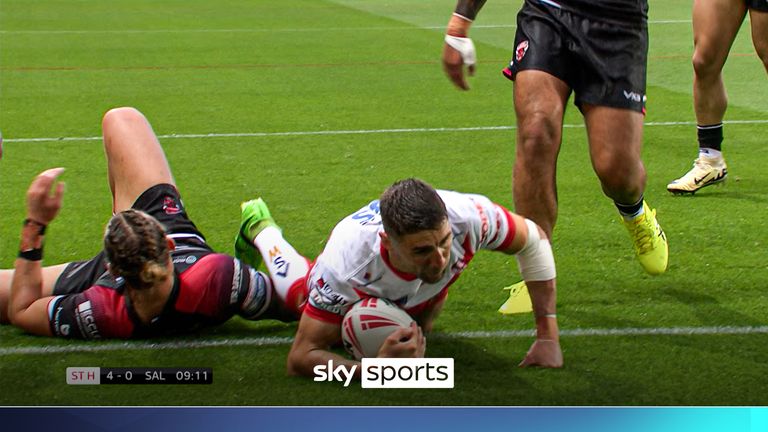 Tommy Makinson scored the opening try of the match to put St Helens ahead