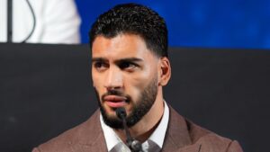 Read more about the article Hamzah Sheeraz: I might go get a world title and defend against Chris Eubank Jr | Boxing News