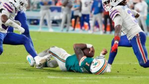 Read more about the article Buffalo Bills 31-10 Miami Dolphins: Quarterback Tua Tagovailoa forced out with concussion in Buffalo rout | NFL News