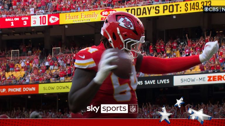 The Kansas City Chiefs&#39; Wanya Morris celebrated his touchdown against the Cincinnati Bengals with style.