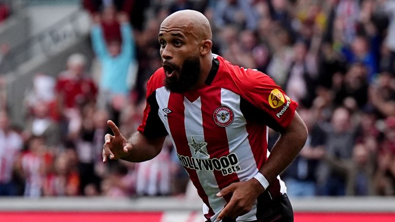 Bryan Mbeumo celebrates after scoring Brentford's goal