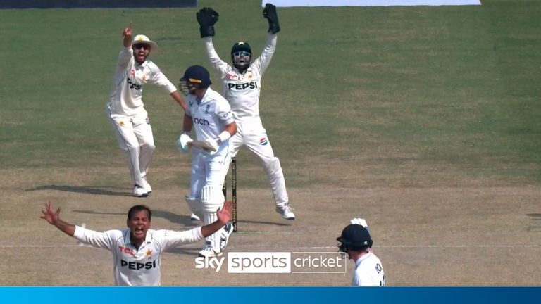 Joe Root departs for just 18 as Pakistan claim their second wicket of the day. 