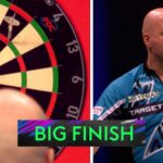 'This is ASTONISHING!' | Rob Cross hammers in 164, 160 and 110 checkouts